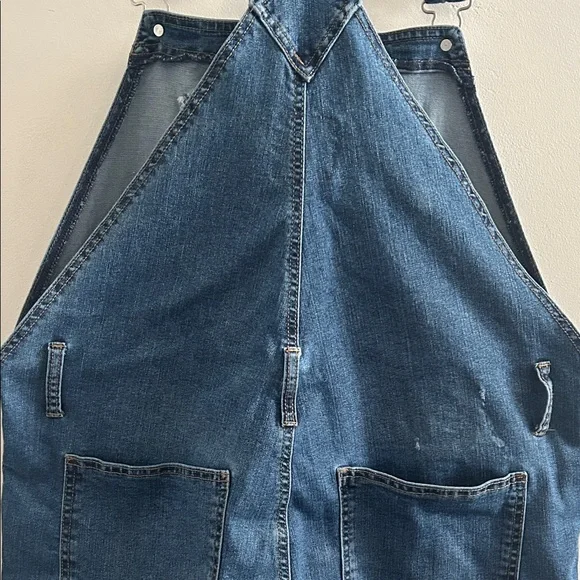 Celebrity Pink, Womans Size XL Distressed Blue Denim Overalls - Picture 11 of 14